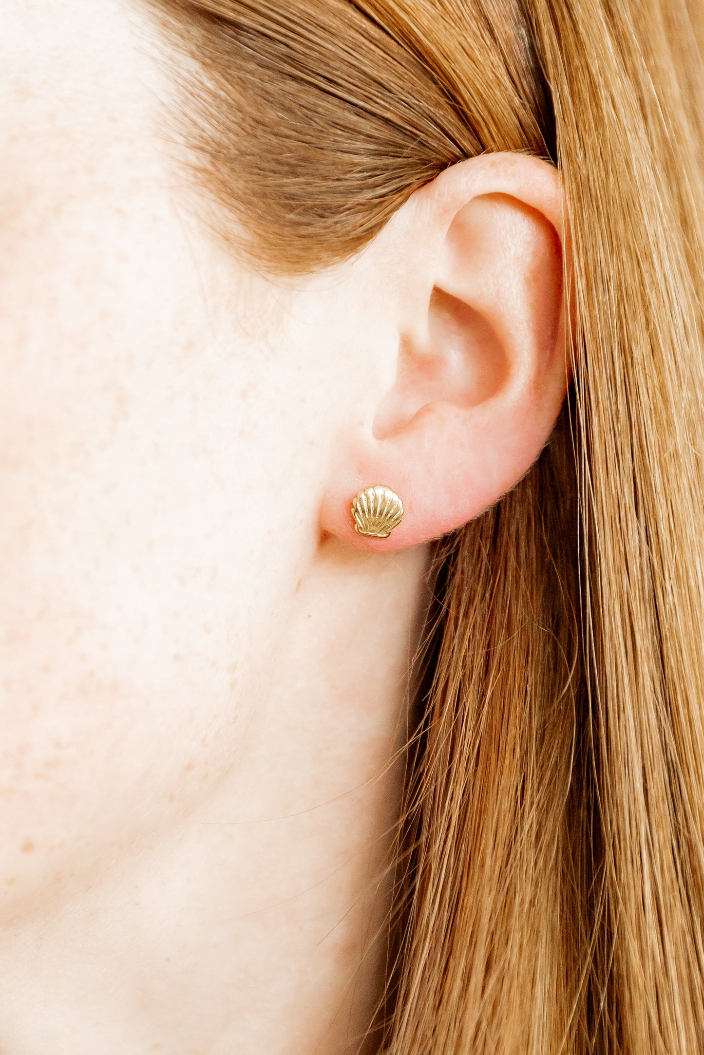 Screwback Stud Earrings - Marina