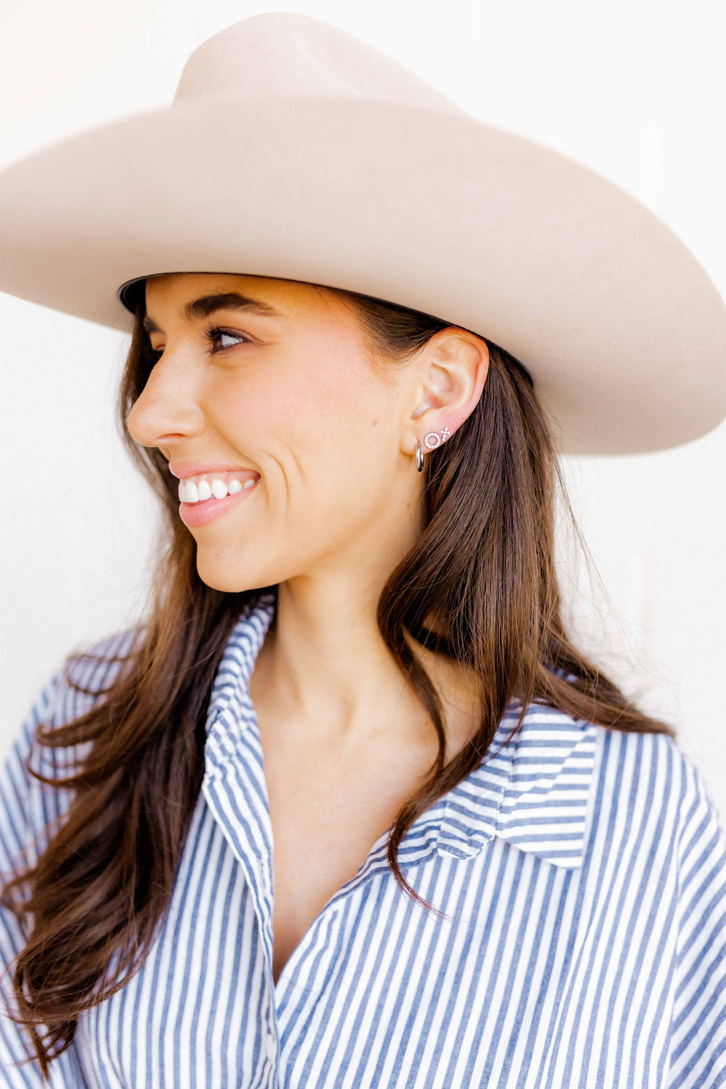 Screwback Stud Earrings - Lainey Silver